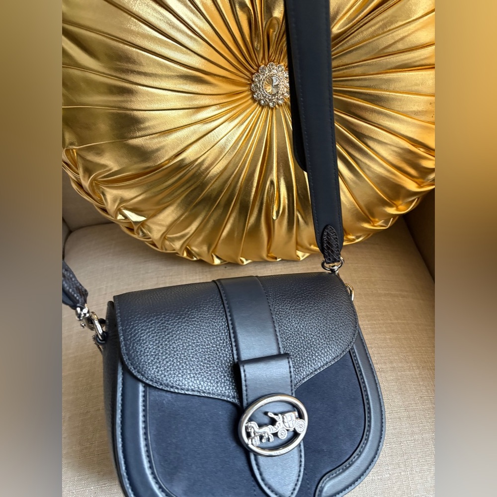 Coach Dark BLUE Saddle Crossbody Bag with Silver Horse-and-Carriage Emblem - Picture 2 of 6